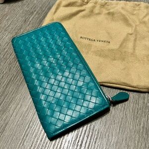 💯 authentic BOTTEGA VENETA LONG WALLET